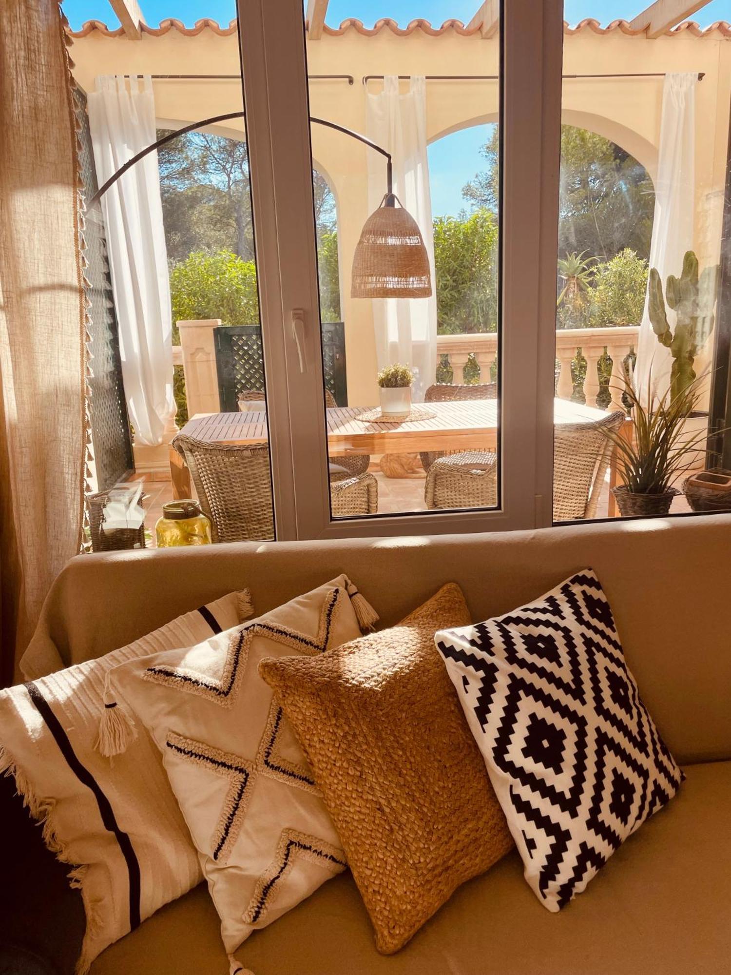 Somni - Boheme, Zen Et Chic Avec Piscine Apartment
